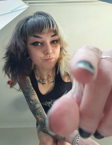 Photo nue de fuite OnlyFans de Vi0letnight