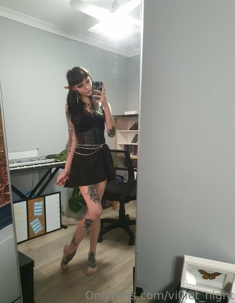 Photo nue de fuite OnlyFans de Vi0letnight