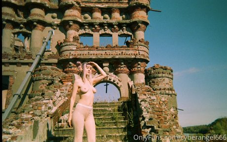 Photo nue de fuite OnlyFans de Cyberangel666
