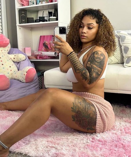 Photo nue de fuite OnlyFans de Dej Mercedoz