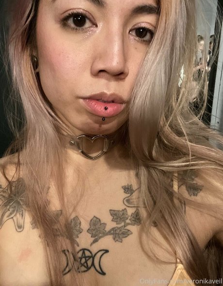Photo nue de fuite OnlyFans de Xveronikaxveilx