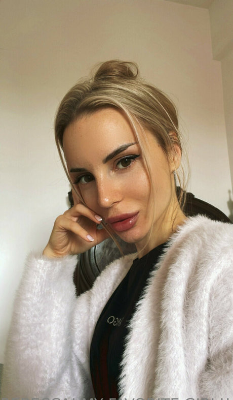 Photo nue de fuite OnlyFans de Rebecca Alba