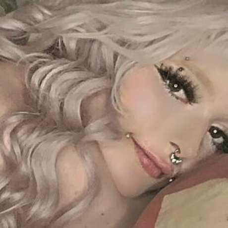 Photo nue de fuite OnlyFans de Gremlinluna
