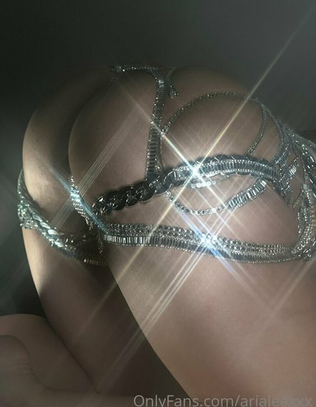 Photo nue de fuite OnlyFans de Aria Lee