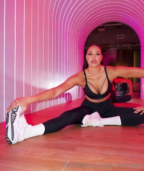 Photo nue de fuite OnlyFans de Elizabeth Cambage