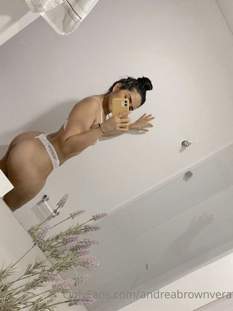 Photo nue de fuite OnlyFans de Andrea Brown