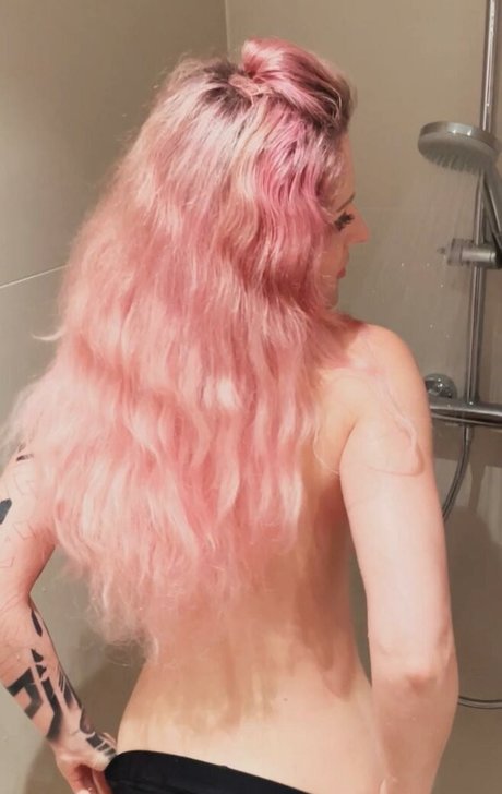Photo nue de fuite OnlyFans de Cherry Berlin