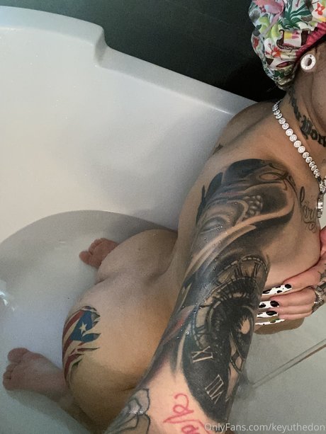 Photo nue de fuite OnlyFans de Lil Keyu