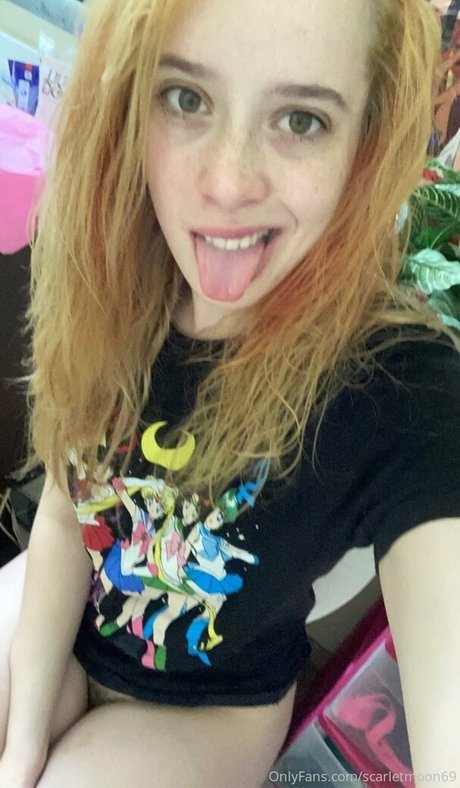 Photo nue de fuite OnlyFans de Scarlet Moon