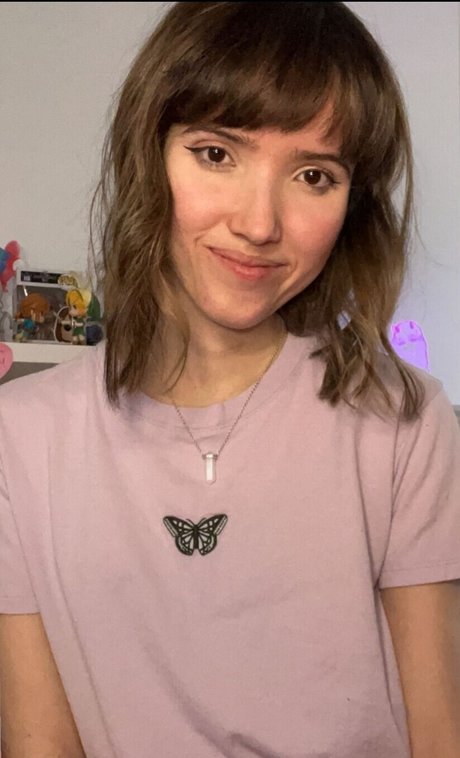 Photo nue de fuite OnlyFans de Strawberry Girl Kairi