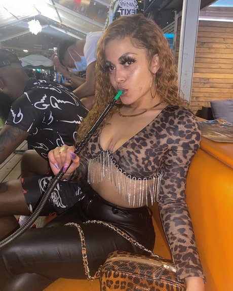 Photo nue de fuite OnlyFans de Ghana Mama