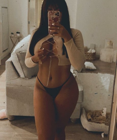 Photo nue de fuite OnlyFans de Princess Jasmin