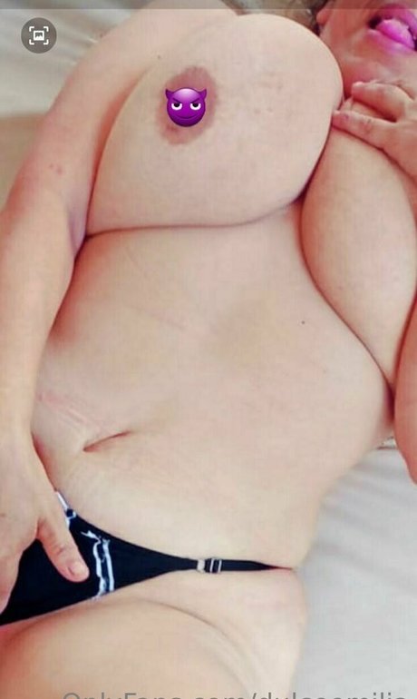 Photo nue de fuite OnlyFans de Dulceemilia