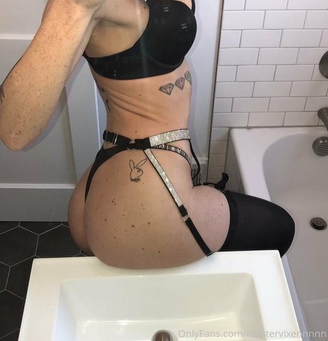 Photo nue de fuite OnlyFans de Mastervixennnnn