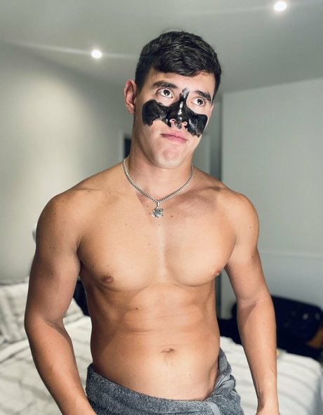 Photo nue de fuite OnlyFans de Oliverhuntxxx