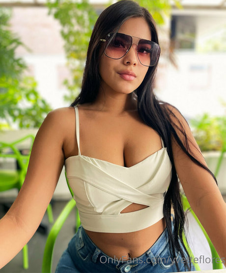 Photo nue de fuite OnlyFans de Yvetteflores