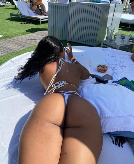Photo nue de fuite OnlyFans de Thicklilmama