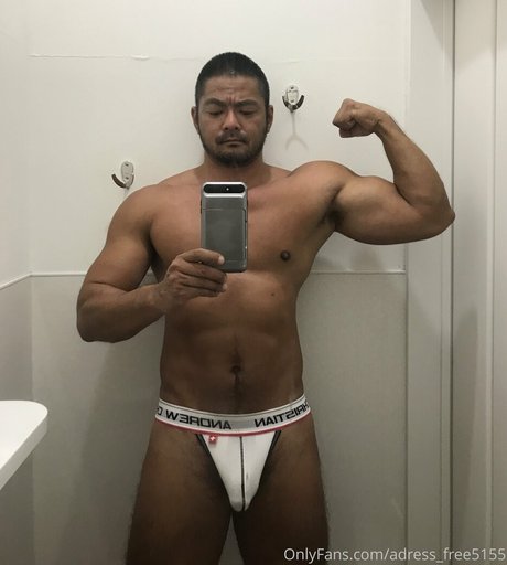 Photo nue de fuite OnlyFans de Adressfree5155