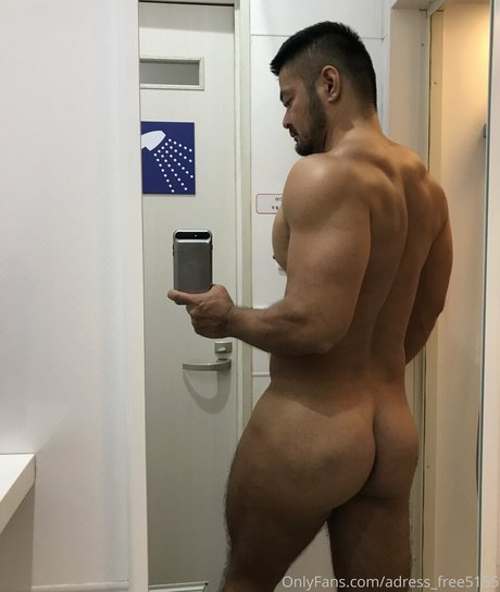 Photo nue de fuite OnlyFans de Adressfree5155