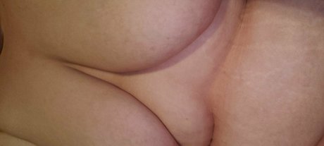 Photo nue de fuite OnlyFans de Alluringbbw69