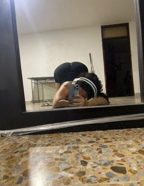 Photo nue de fuite OnlyFans de Pinkuasmr