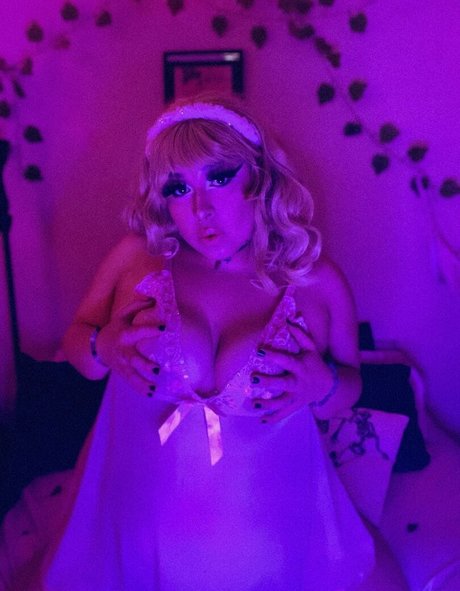 Photo nue de fuite OnlyFans de Keonavalentine