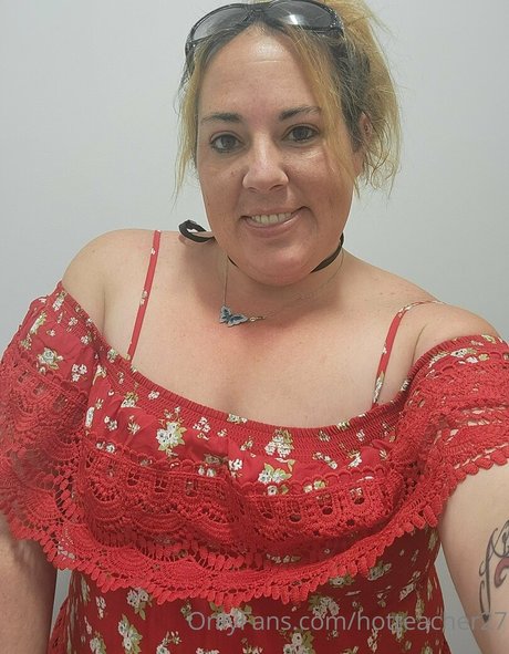 Hotteacher27