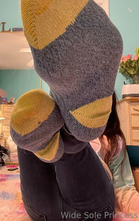Photo nue de fuite OnlyFans de Leahsprettyfeet
