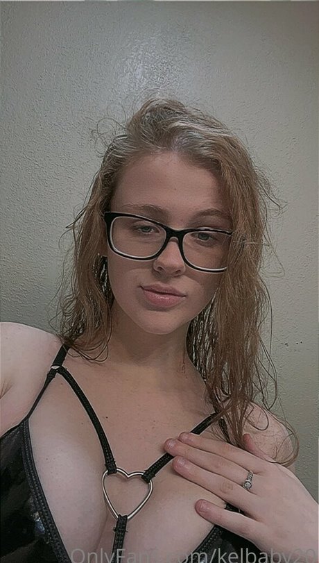 Photo nue de fuite OnlyFans de Kelbaby20