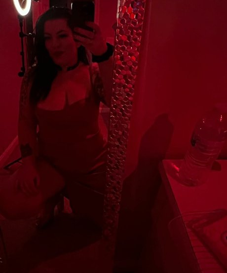 Photo nue de fuite OnlyFans de Cuntsuela