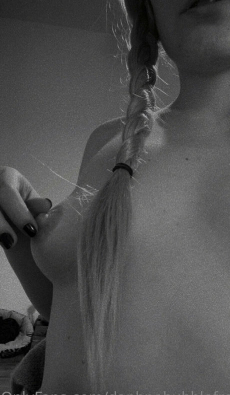 Photo nue de fuite OnlyFans de Daphnebubblefree