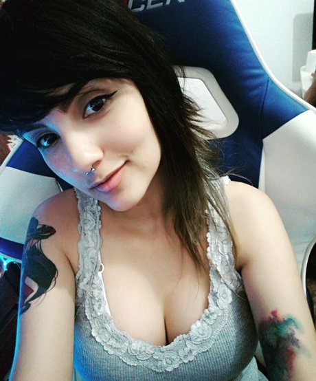 Photo nue de fuite OnlyFans de Riyuuka