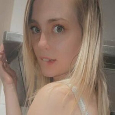 Photo nue de fuite OnlyFans de Keeley Hadley