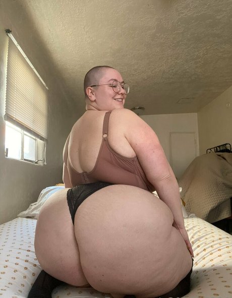 Photo nue de fuite OnlyFans de Bbwfrogprincess