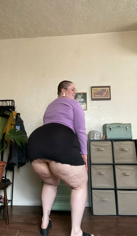 Bbwfrogprincess