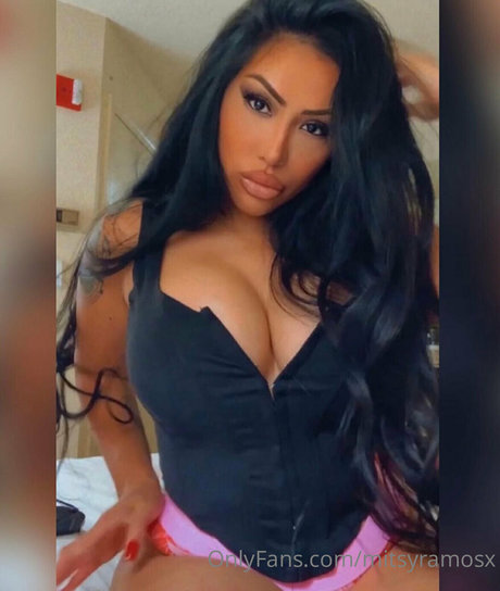 Photo nue de fuite OnlyFans de Mitsyramosx