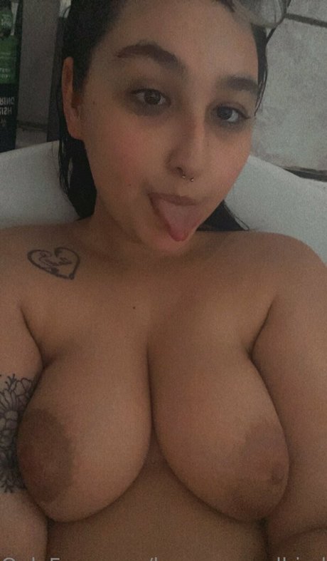 Photo nue de fuite OnlyFans de Brownneyedbimbo
