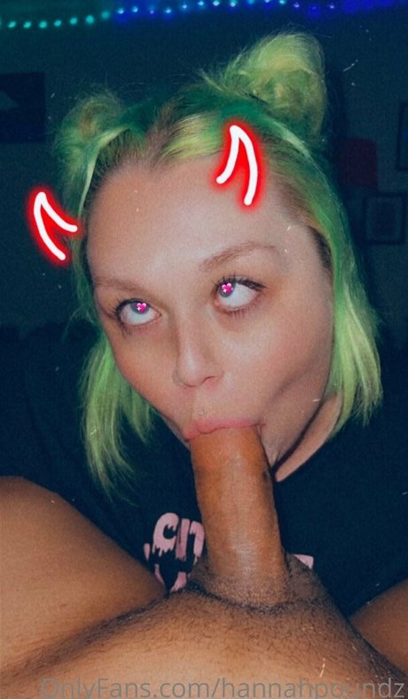 Photo nue de fuite OnlyFans de Hannahpoundz