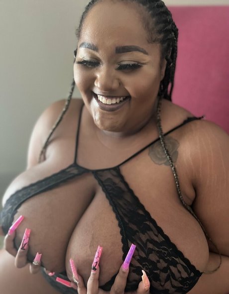 Photo nue de fuite OnlyFans de Anyai The Saiyan