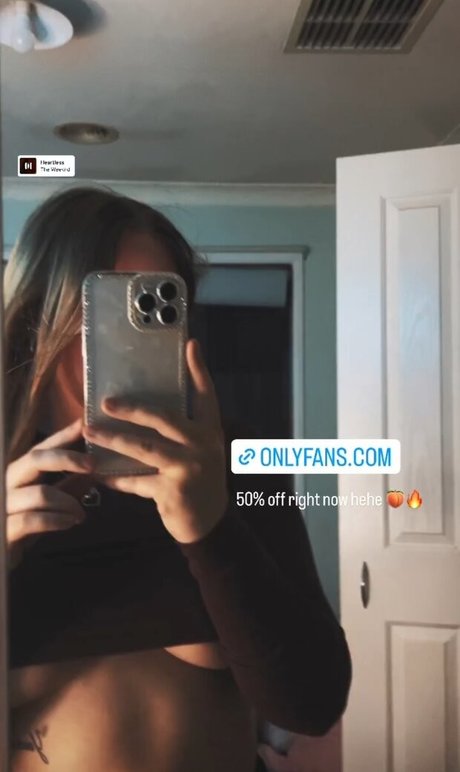 Photo nue de fuite OnlyFans de Stacey Hoult