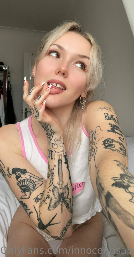 Photo nue de fuite OnlyFans de Innocentisabel