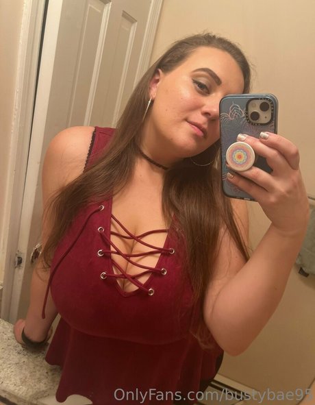 Photo nue de fuite OnlyFans de Bustybae95