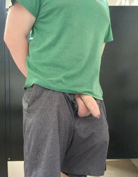 Photo nue de fuite OnlyFans de Grav3y