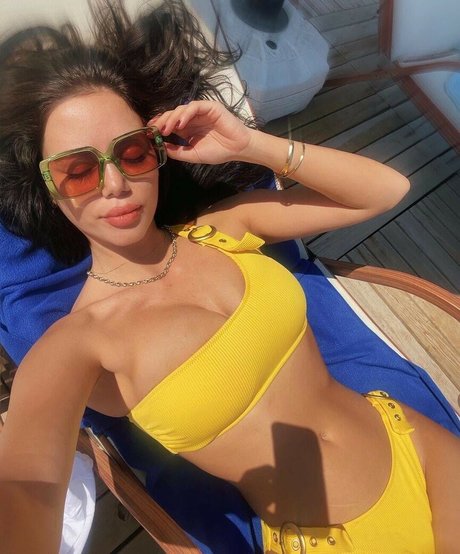 Photo nue de fuite OnlyFans de Bernacalanthe