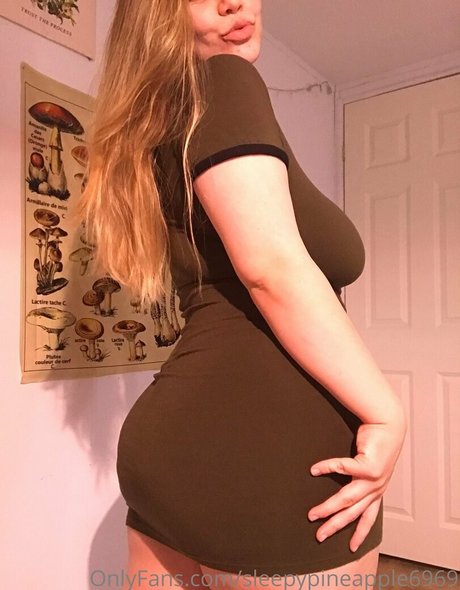Photo nue de fuite OnlyFans de Sleepypineapple6969