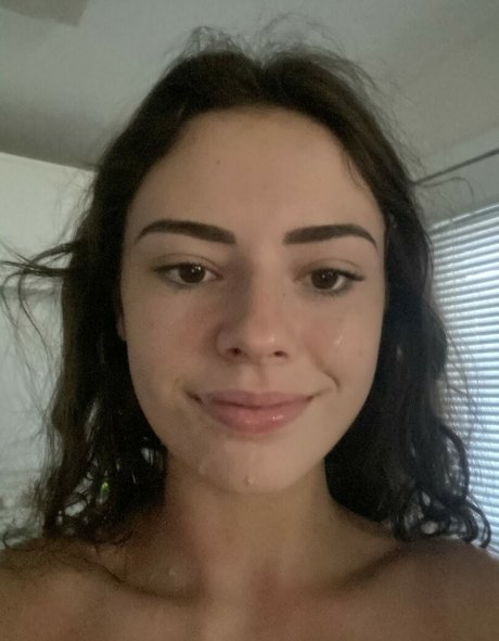 Photo nue de fuite OnlyFans de Stellaviolet