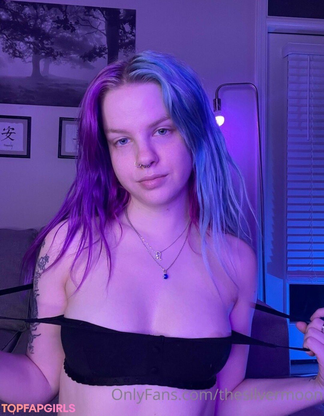 Photo nue de fuite OnlyFans de Thesilvermoon #1060
