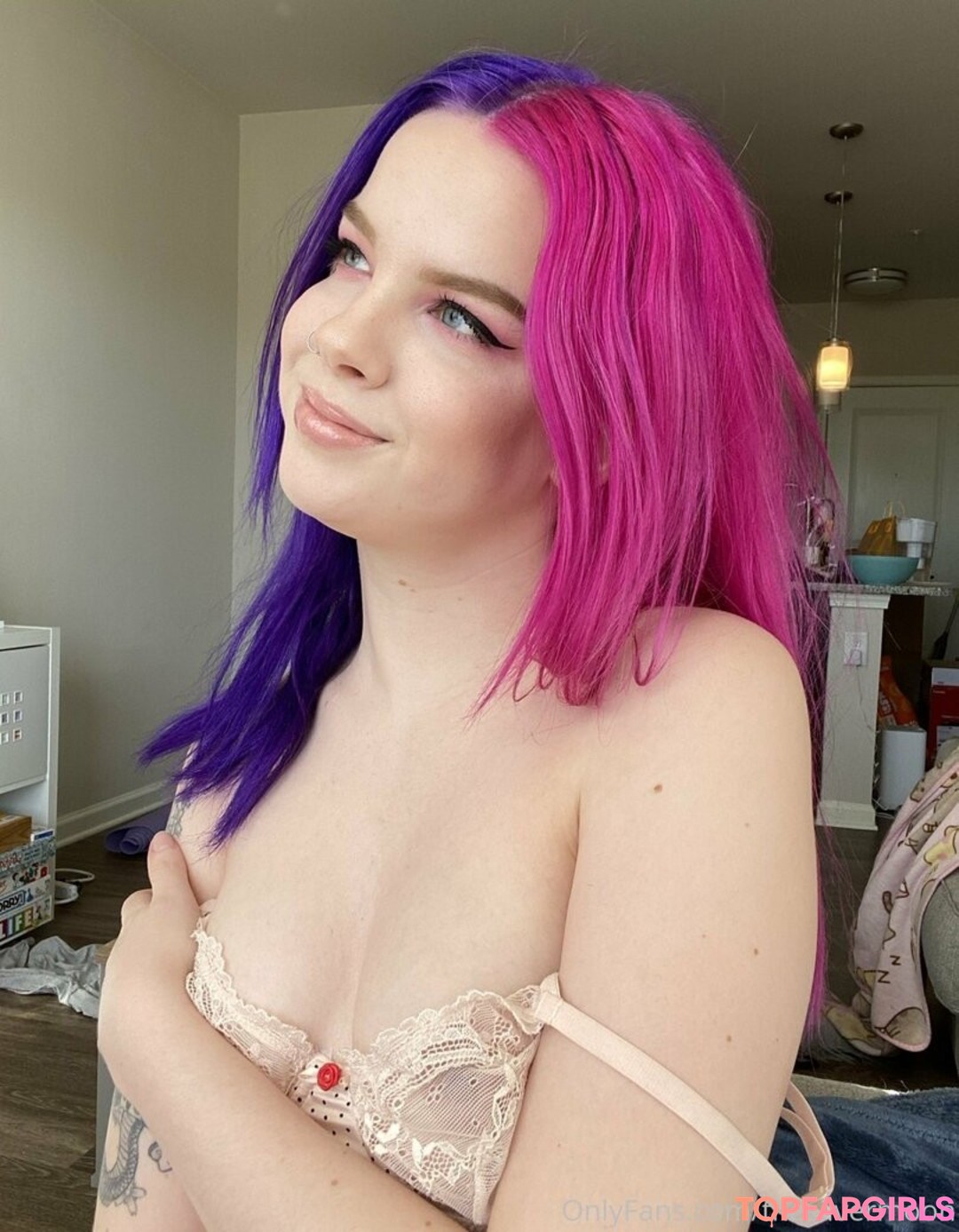 Photo nue de fuite OnlyFans de Thesilvermoon #1077