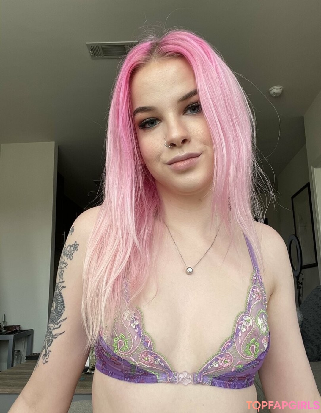 Photo nue de fuite OnlyFans de Thesilvermoon #1939