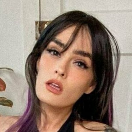 Photo nue de fuite OnlyFans de Littlehollybeth